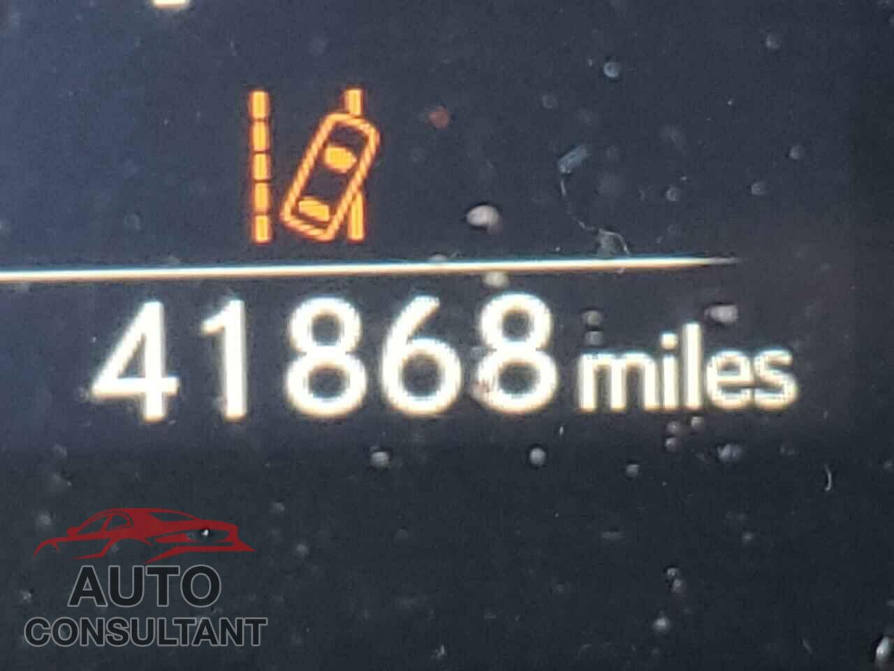 LEXUS IS 2017 - JTHBA1D24H5052770
