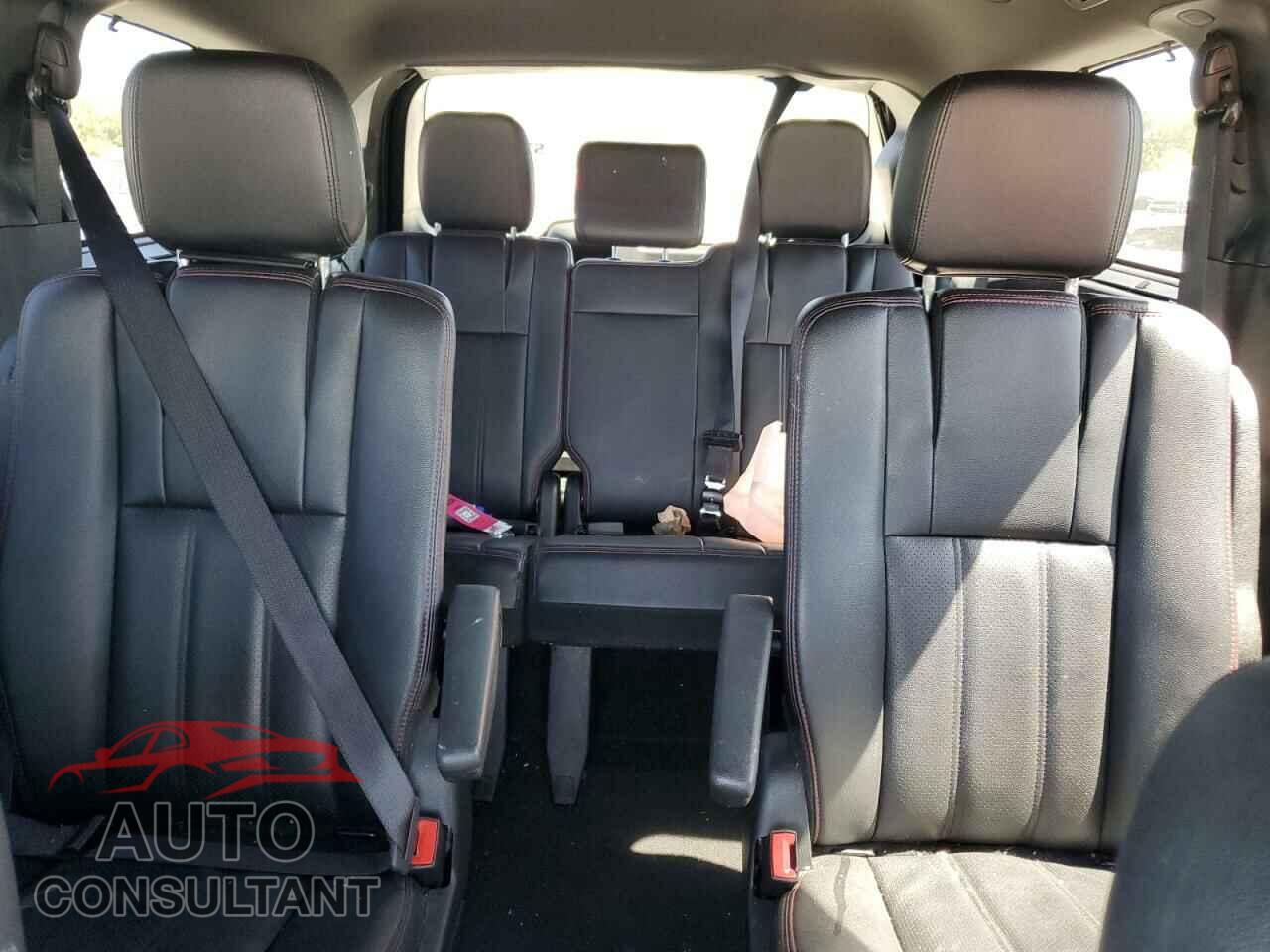 DODGE CARAVAN 2017 - 2C4RDGEG6HR604177
