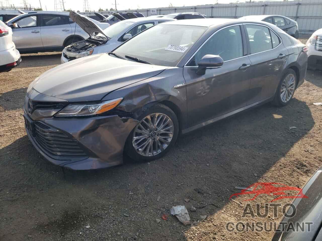TOYOTA CAMRY 2019 - 4T1B21HK6KU511587