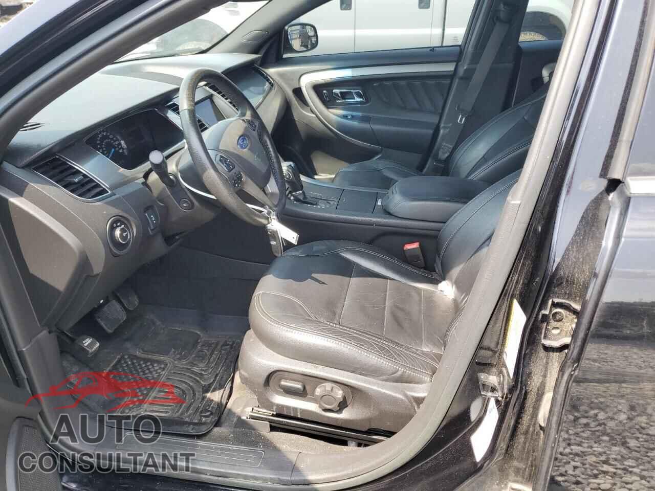 FORD TAURUS 2016 - 1FAHP2E82GG157612