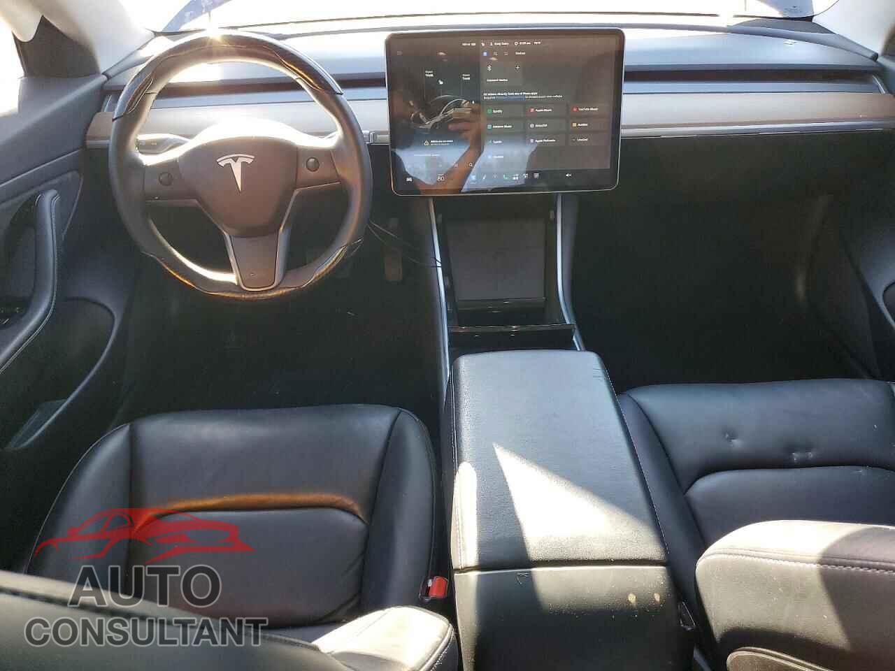 TESLA MODEL 3 2020 - 5YJ3E1EA6LF739532
