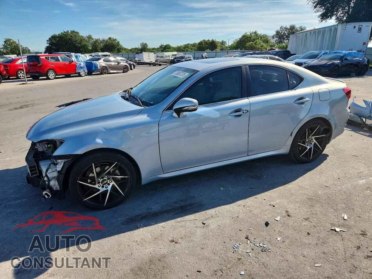 LEXUS IS 2011 - JTHBF5C28B2101164