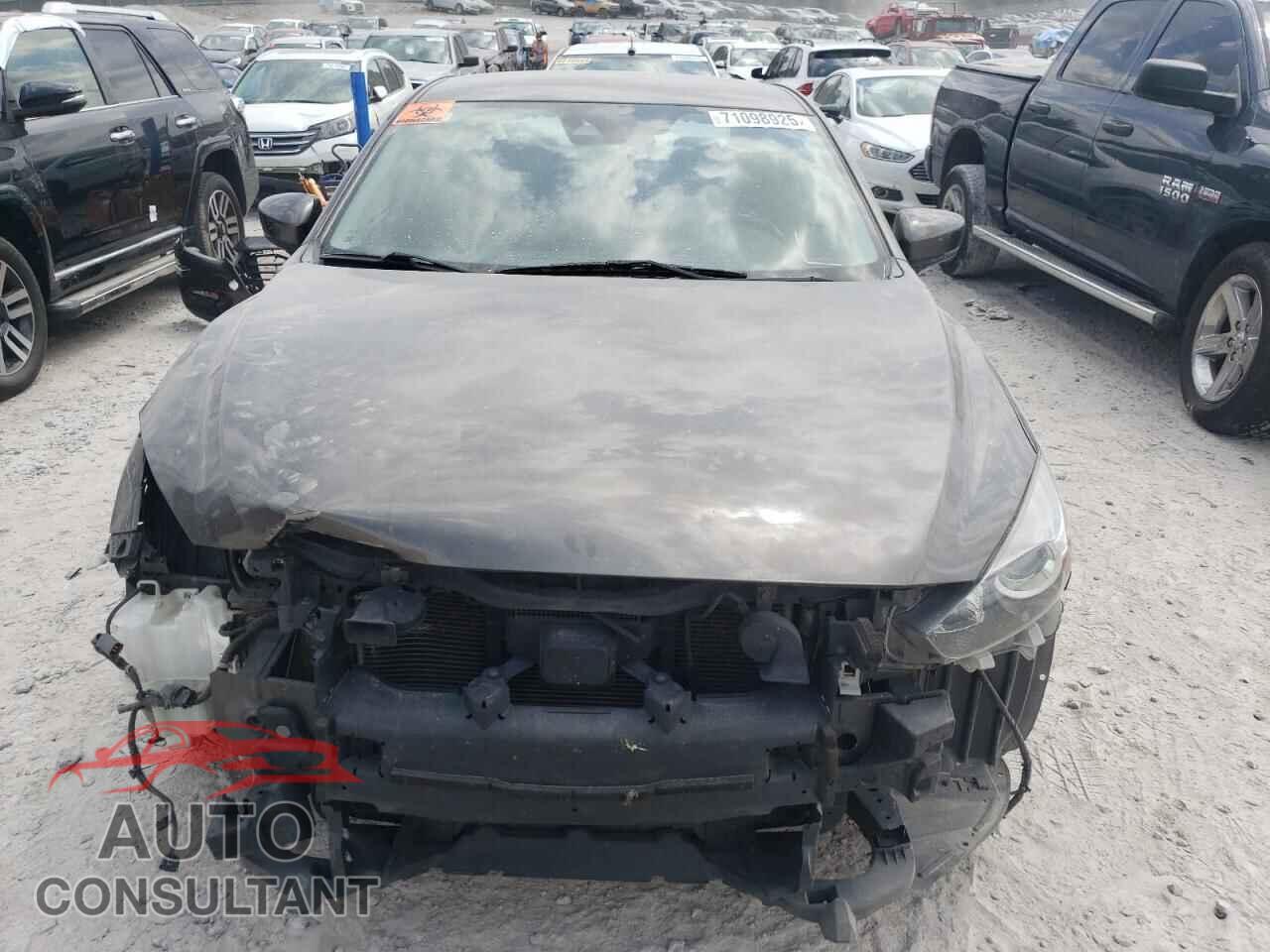 MAZDA 3 2017 - 3MZBN1V73HM128437