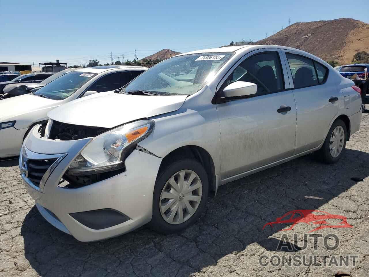 NISSAN VERSA 2018 - 3N1CN7AP9JL822385
