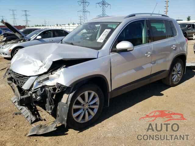 VOLKSWAGEN TIGUAN 2011 - WVGBV7AX4BW525735