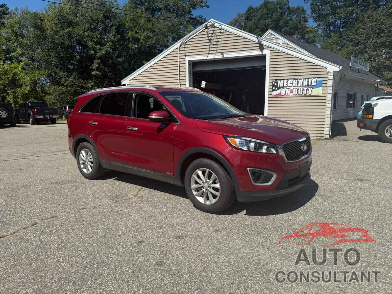 KIA SORENTO 2018 - 5XYPGDA32JG415407