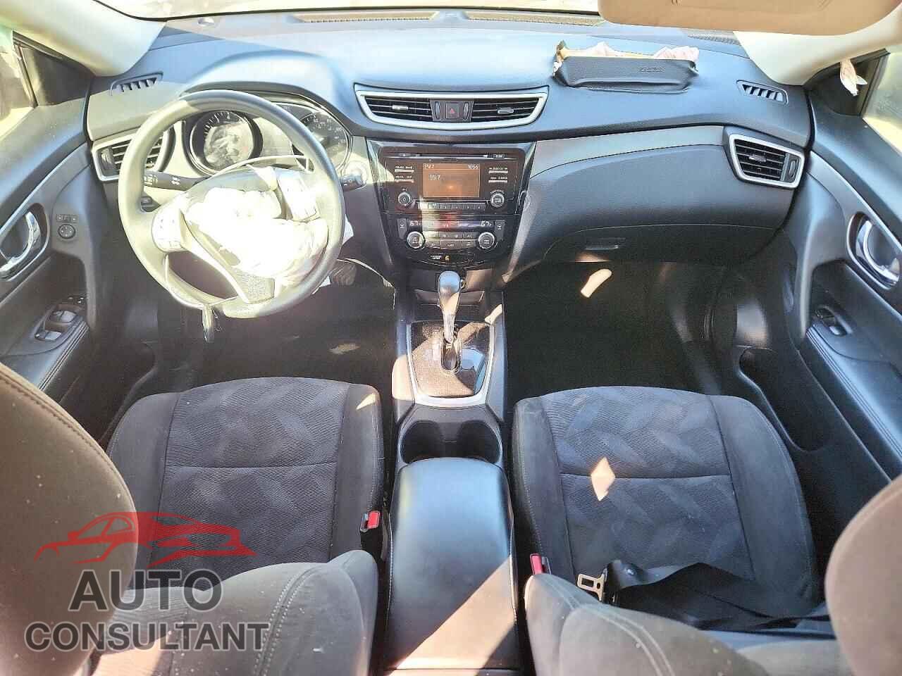 NISSAN ROGUE 2015 - KNMAT2MT8FP512231