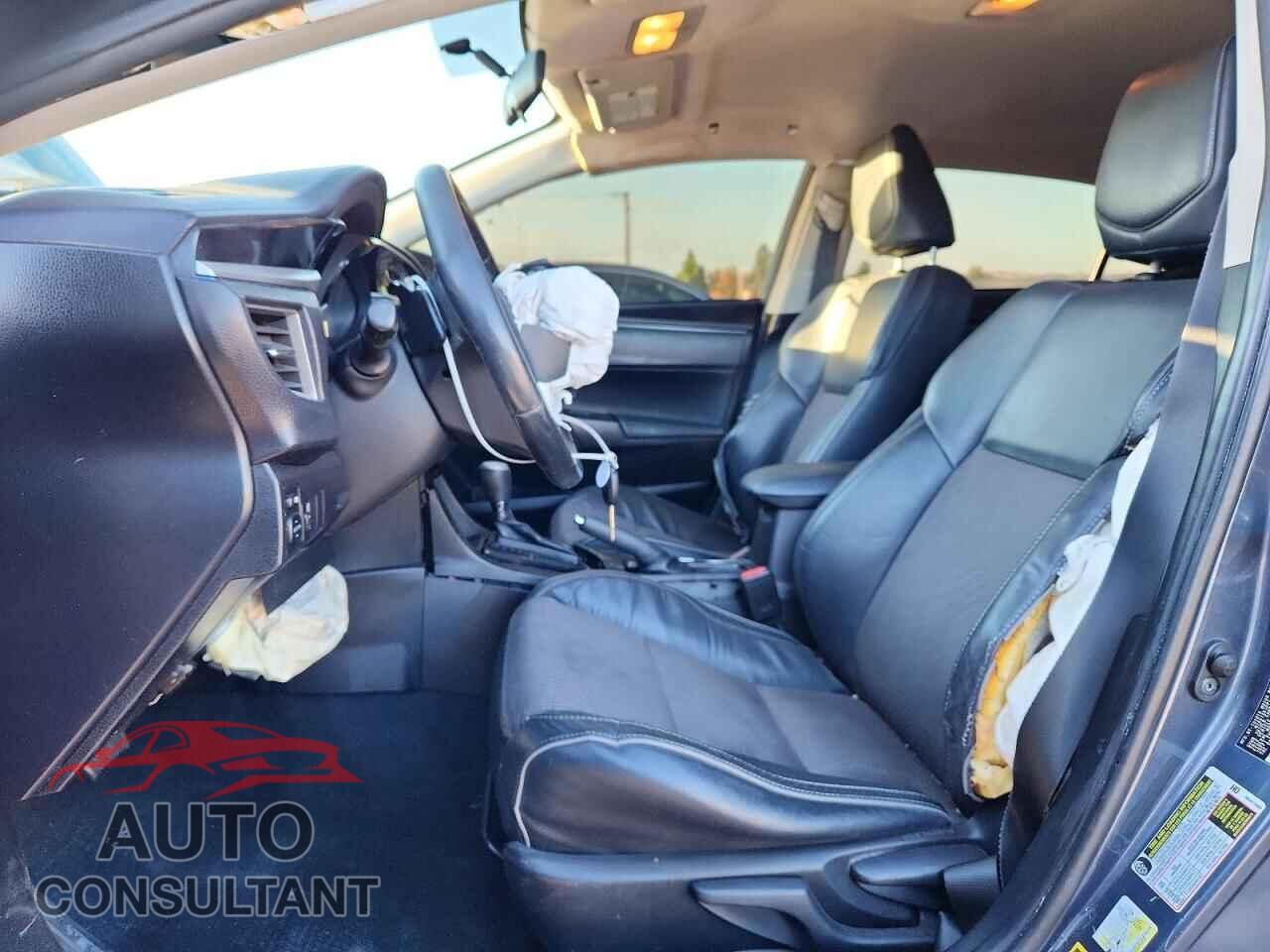 TOYOTA COROLLA 2015 - 5YFBURHE2FP201723