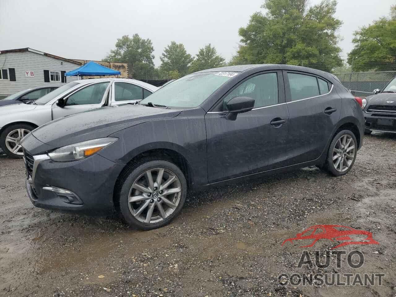 MAZDA 3 2018 - 3MZBN1M37JM224883