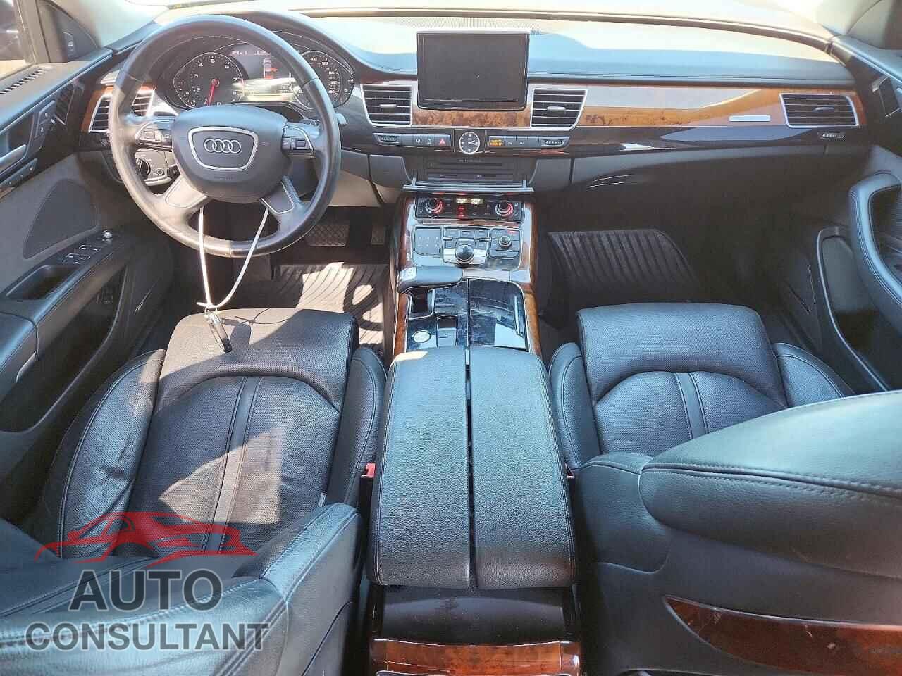 AUDI A8 2011 - WAURVAFDXBN021286