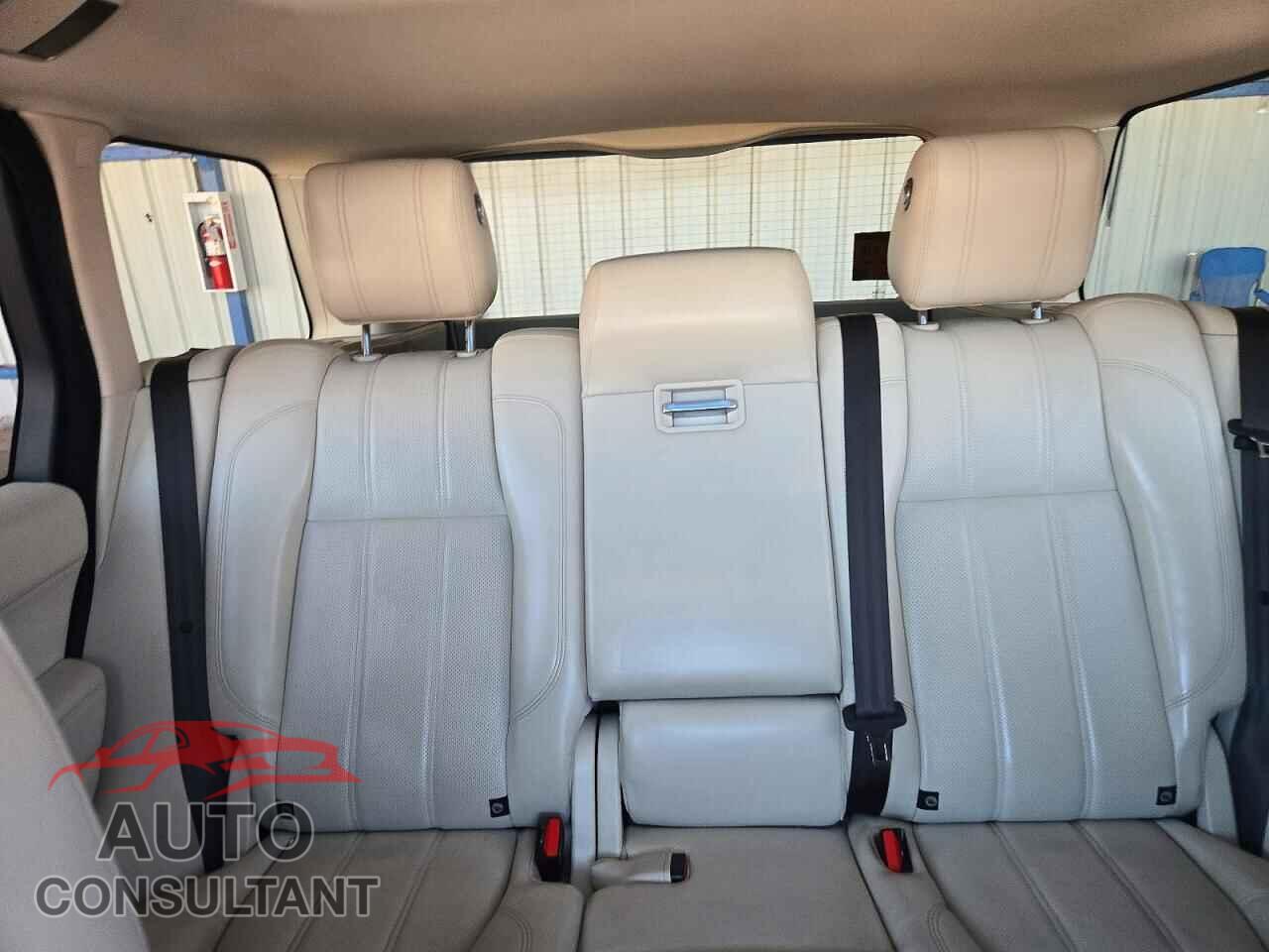 LAND ROVER RANGEROVER 2015 - SALGS2VF6FA229327