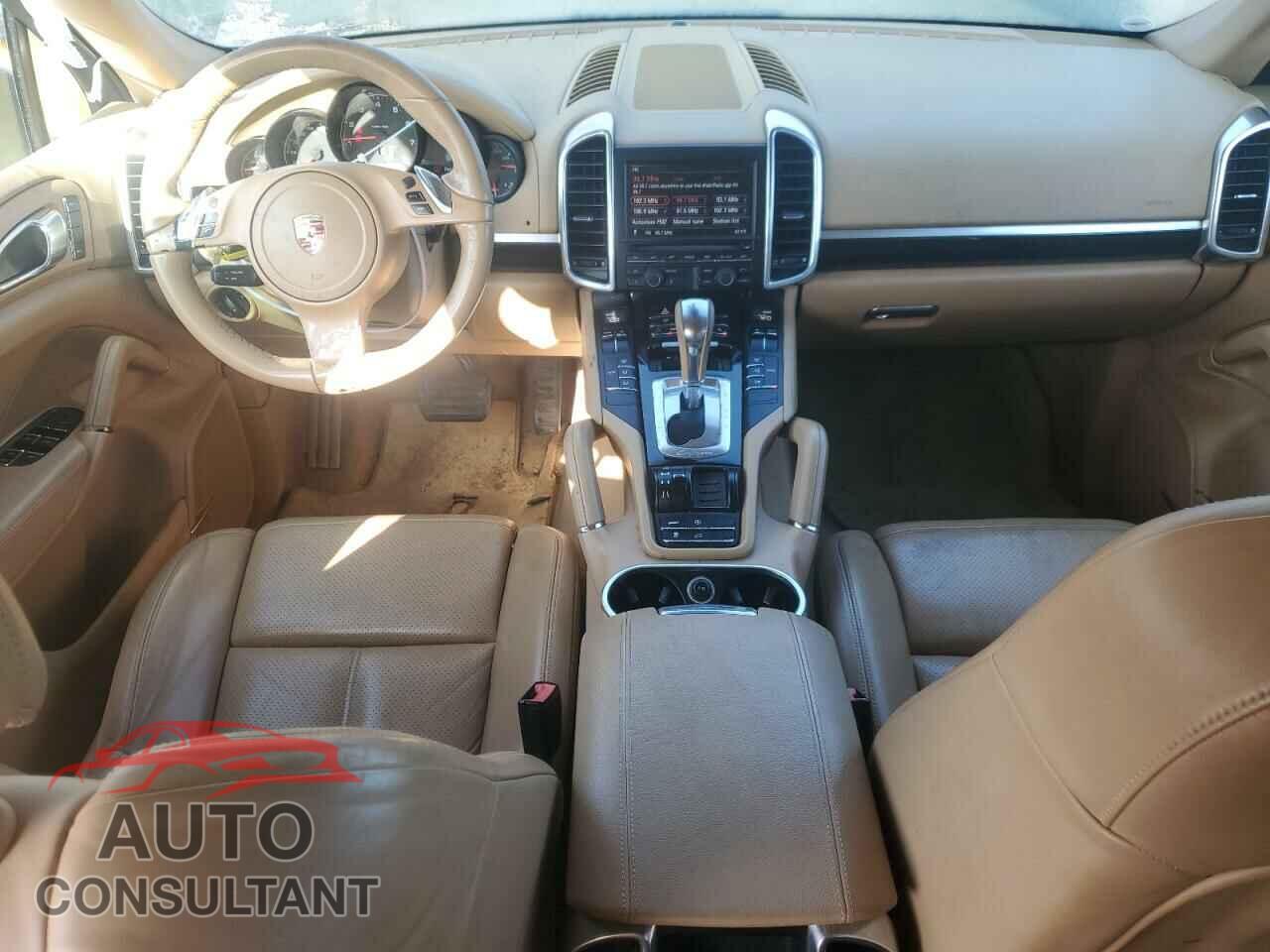 PORSCHE CAYENNE 2012 - WP1AA2A23CLA01111