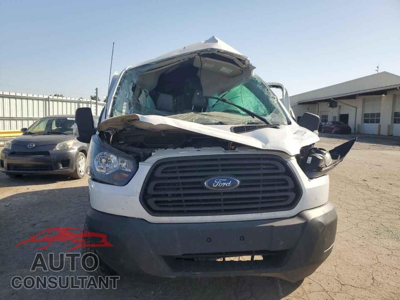 FORD TRANSIT 2018 - 1FTYR1ZM3JKA37330