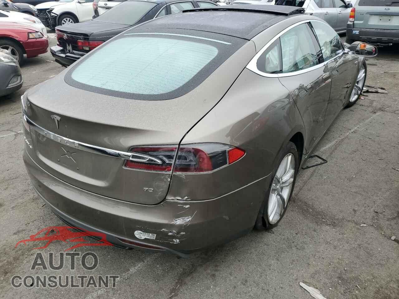 TESLA MODEL S 2015 - 5YJSA1E13FF120298
