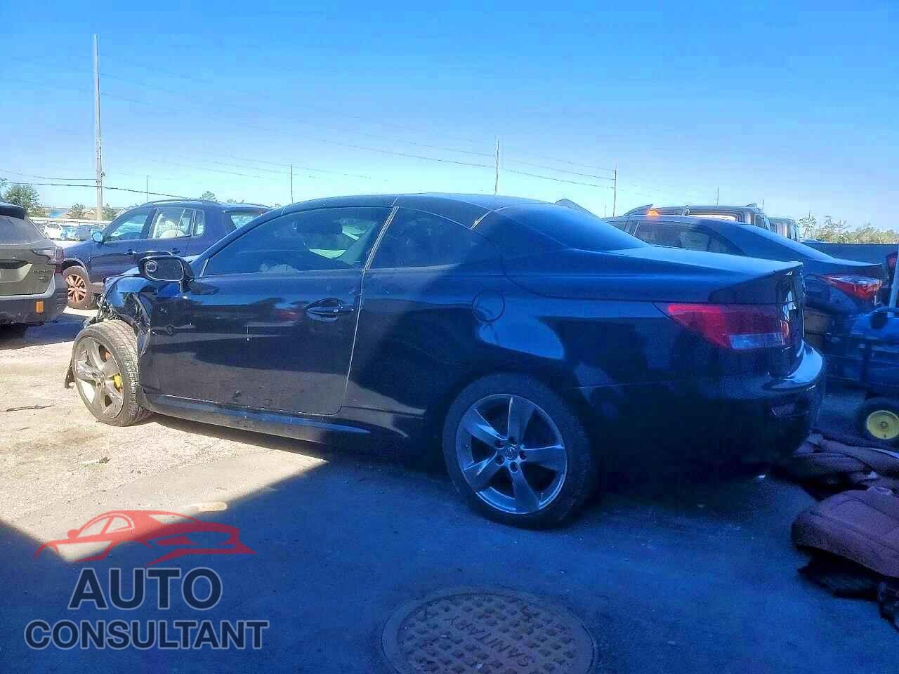 LEXUS IS 2011 - JTHFE2C23B2505816