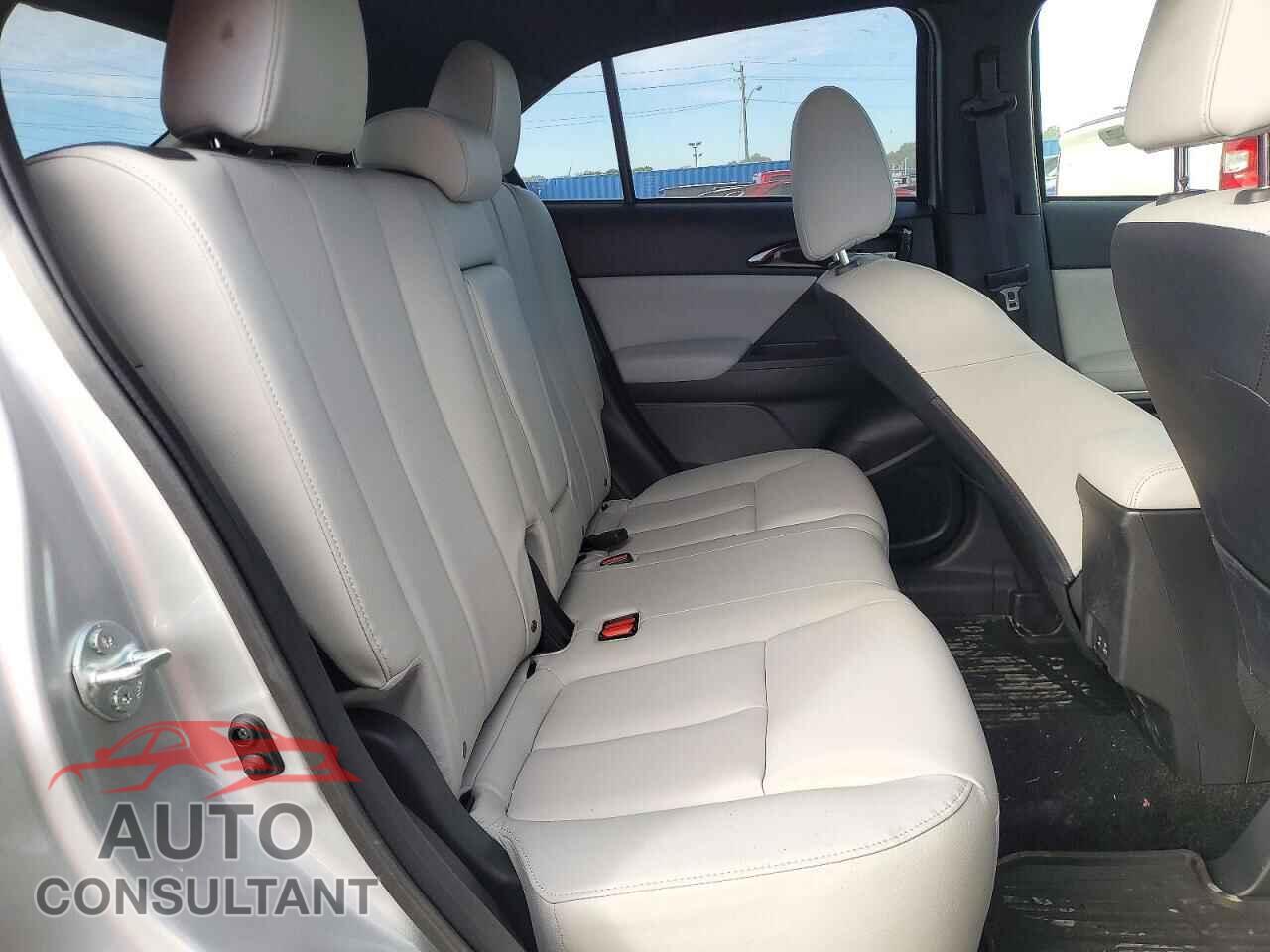 MITSUBISHI ECLIPSE 2025 - JA4ATWAA3SZ011296