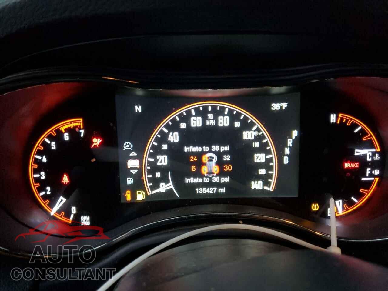 DODGE DURANGO 2018 - 1C4SDJCT7JC323809