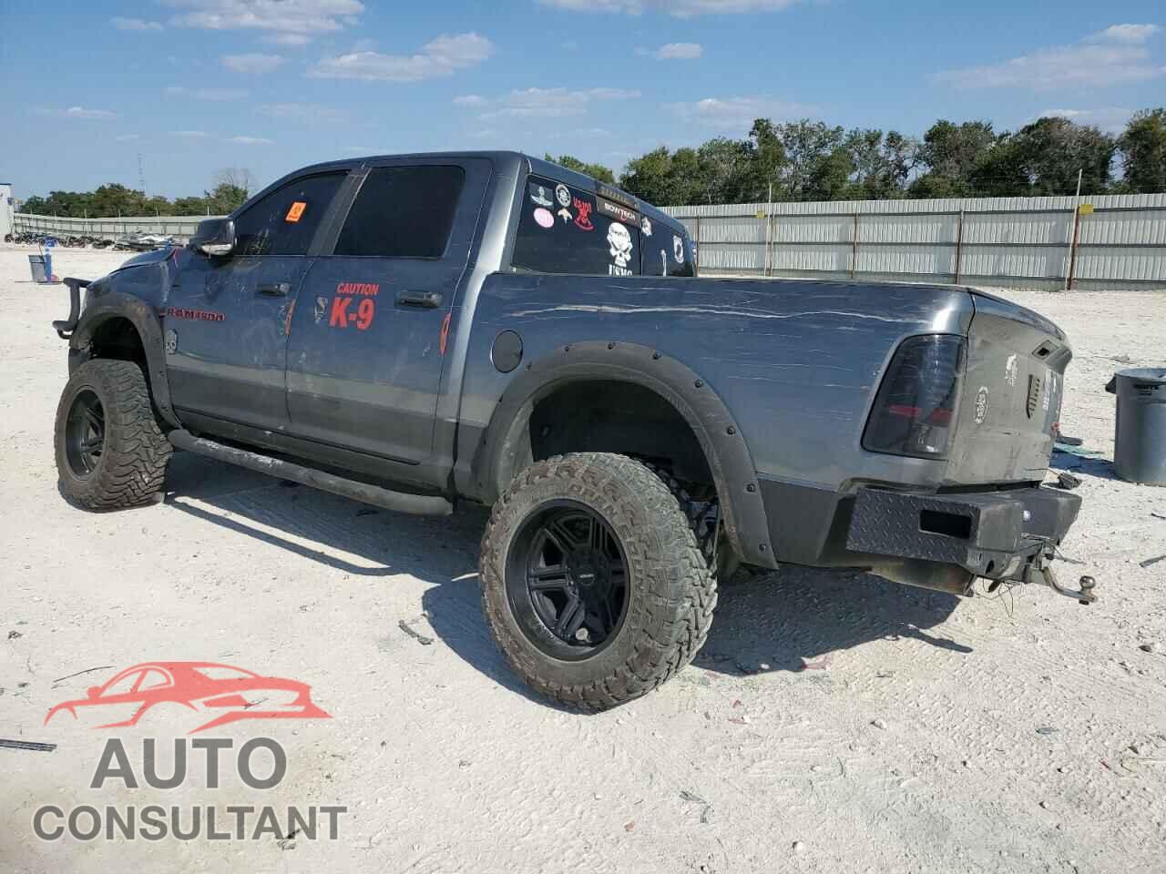 DODGE RAM 1500 2012 - 1C6RD7LT2CS175800