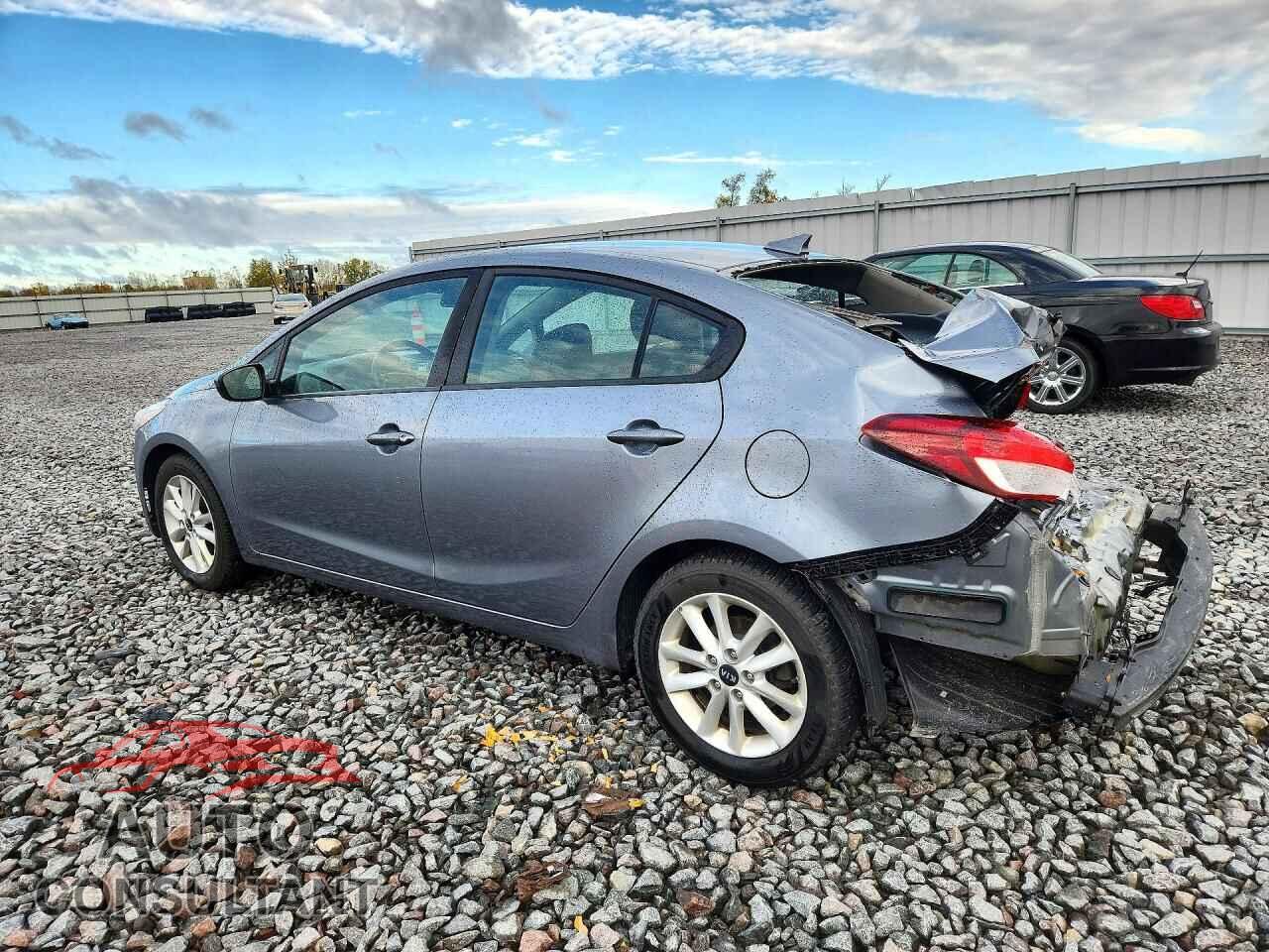 KIA FORTE 2017 - 3KPFL4A72HE136881