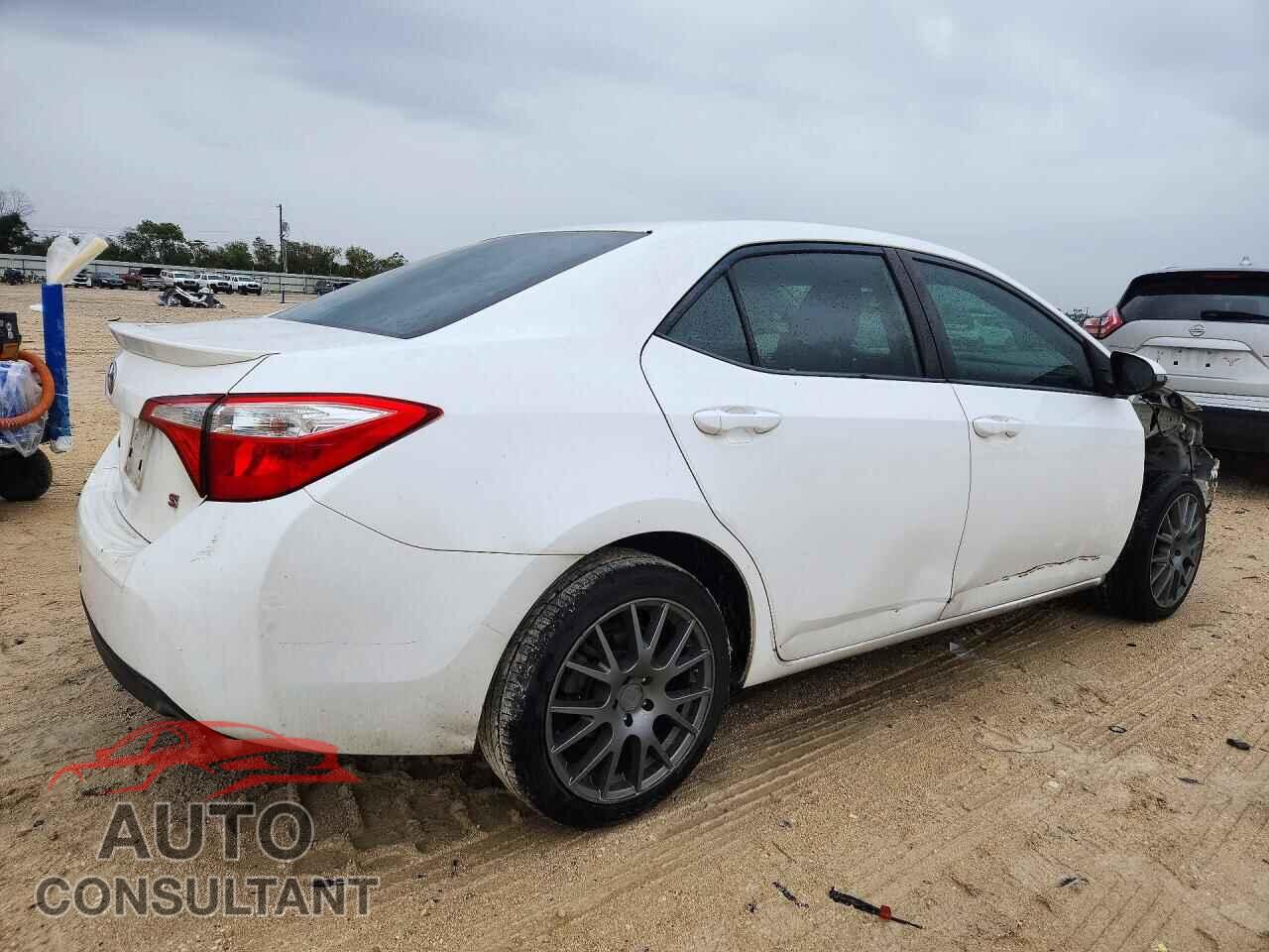 TOYOTA COROLLA 2015 - 2T1BURHEXFC473159