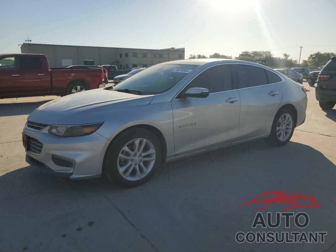 CHEVROLET MALIBU 2018 - 1G1ZD5ST5JF267805