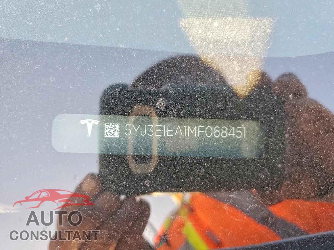 TESLA MODEL 3 2021 - 5YJ3E1EA1MF068451
