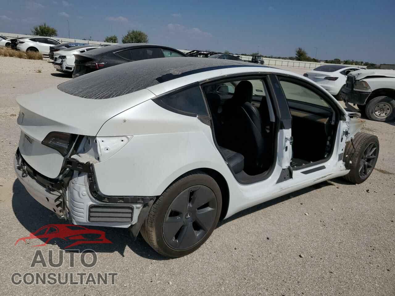 TESLA MODEL 3 2021 - 5YJ3E1EA5MF913334