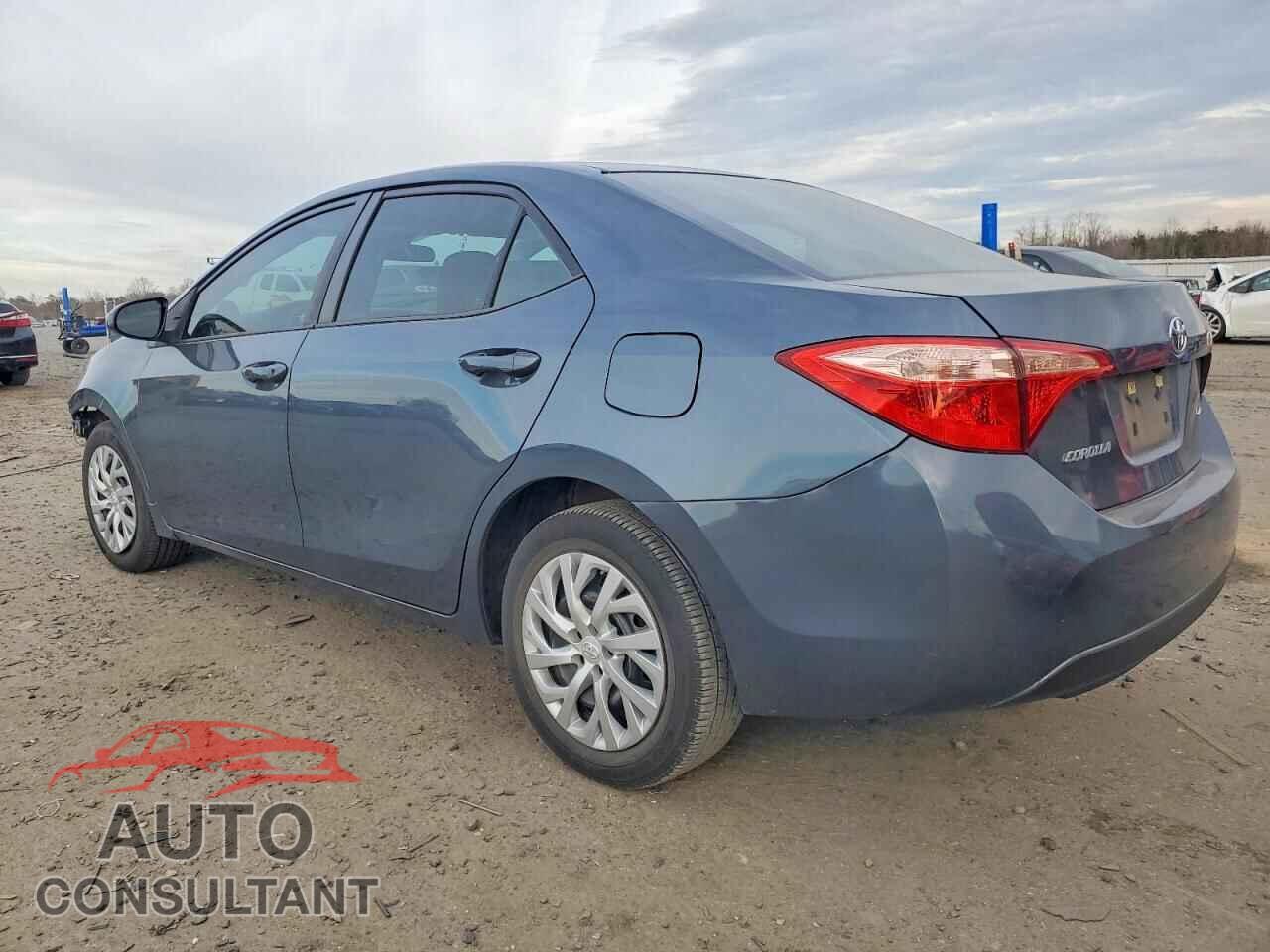 TOYOTA COROLLA 2017 - 5YFBURHE8HP665733