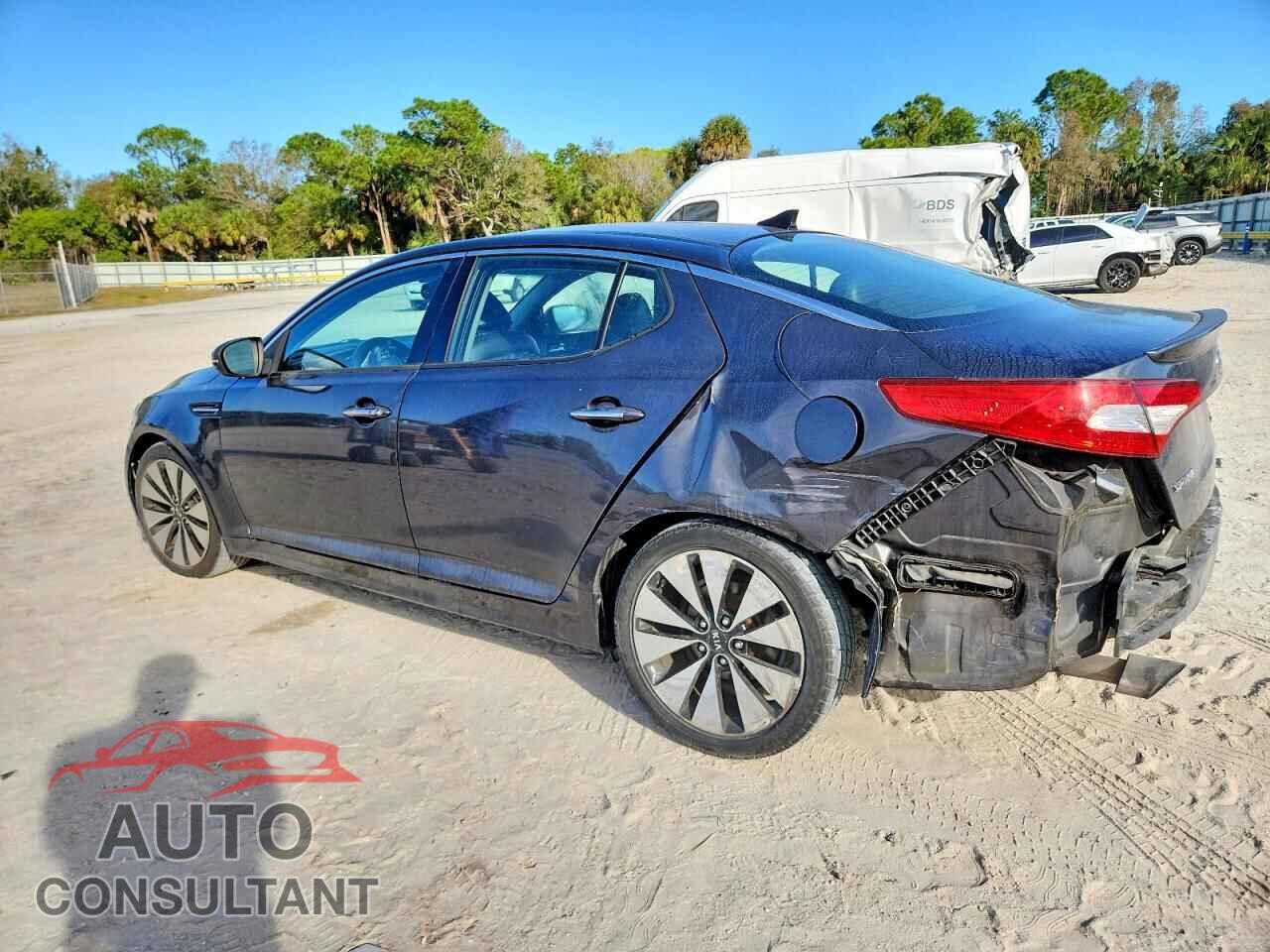 KIA OPTIMA 2011 - KNAGR4A64B5114701