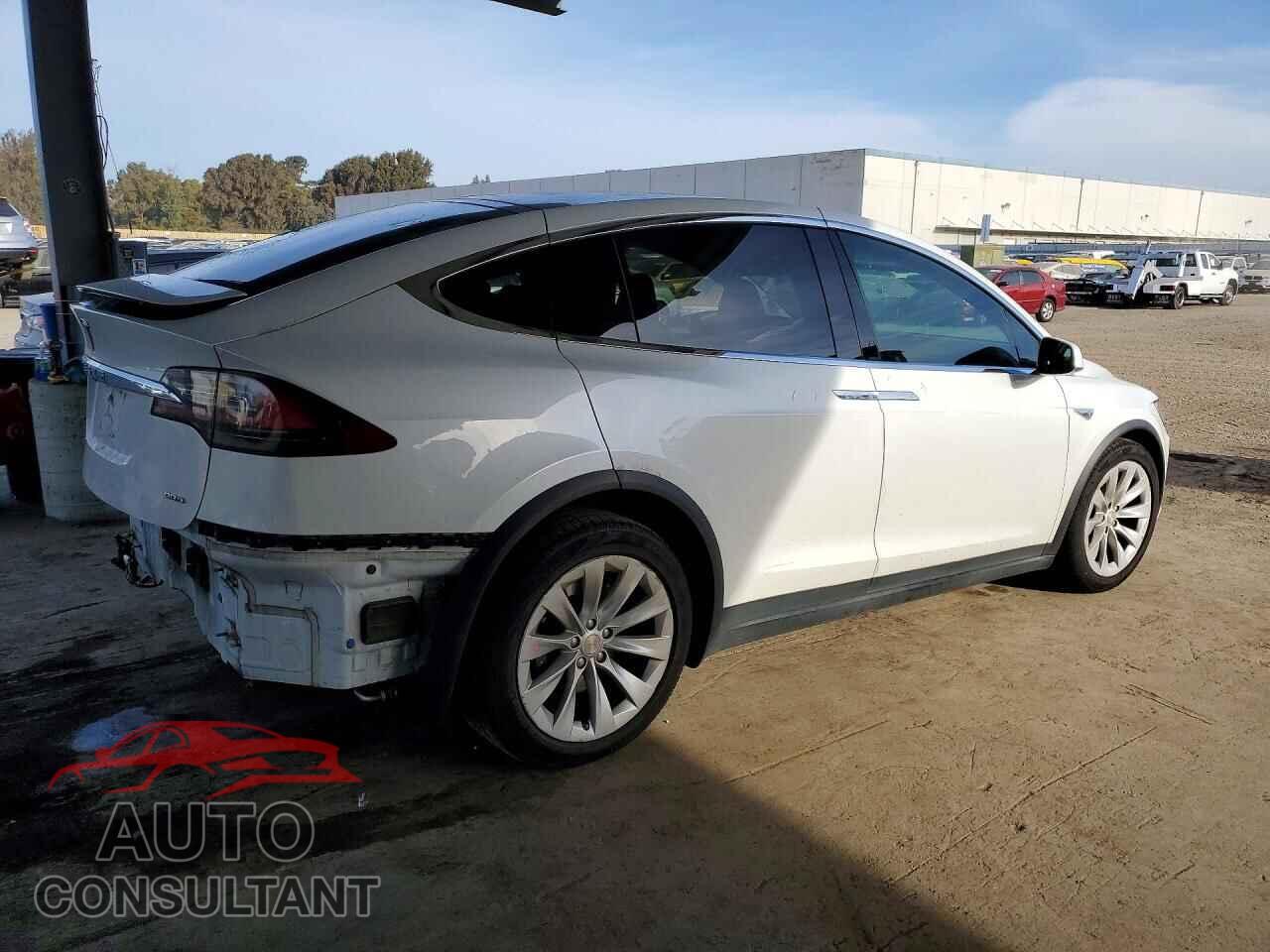 TESLA MODEL X 2016 - 5YJXCBE27GF002917
