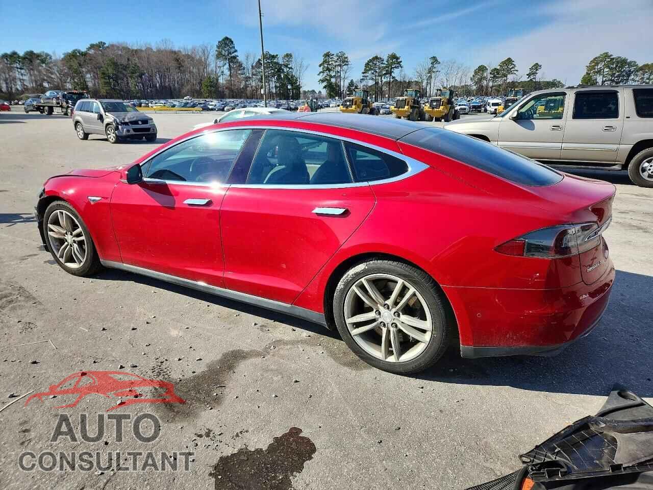 TESLA MODEL S 2015 - 5YJSA1S27FF093183
