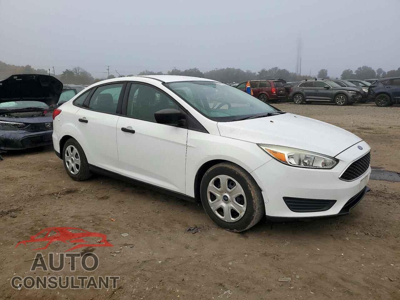 FORD FOCUS 2015 - 1FADP3E29FL276702