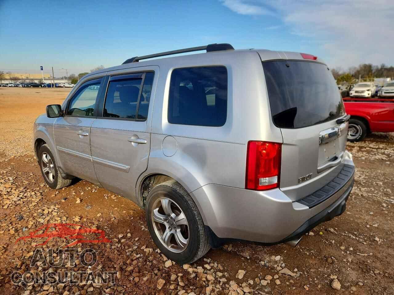 HONDA PILOT 2012 - 5FNYF3H72CB010863
