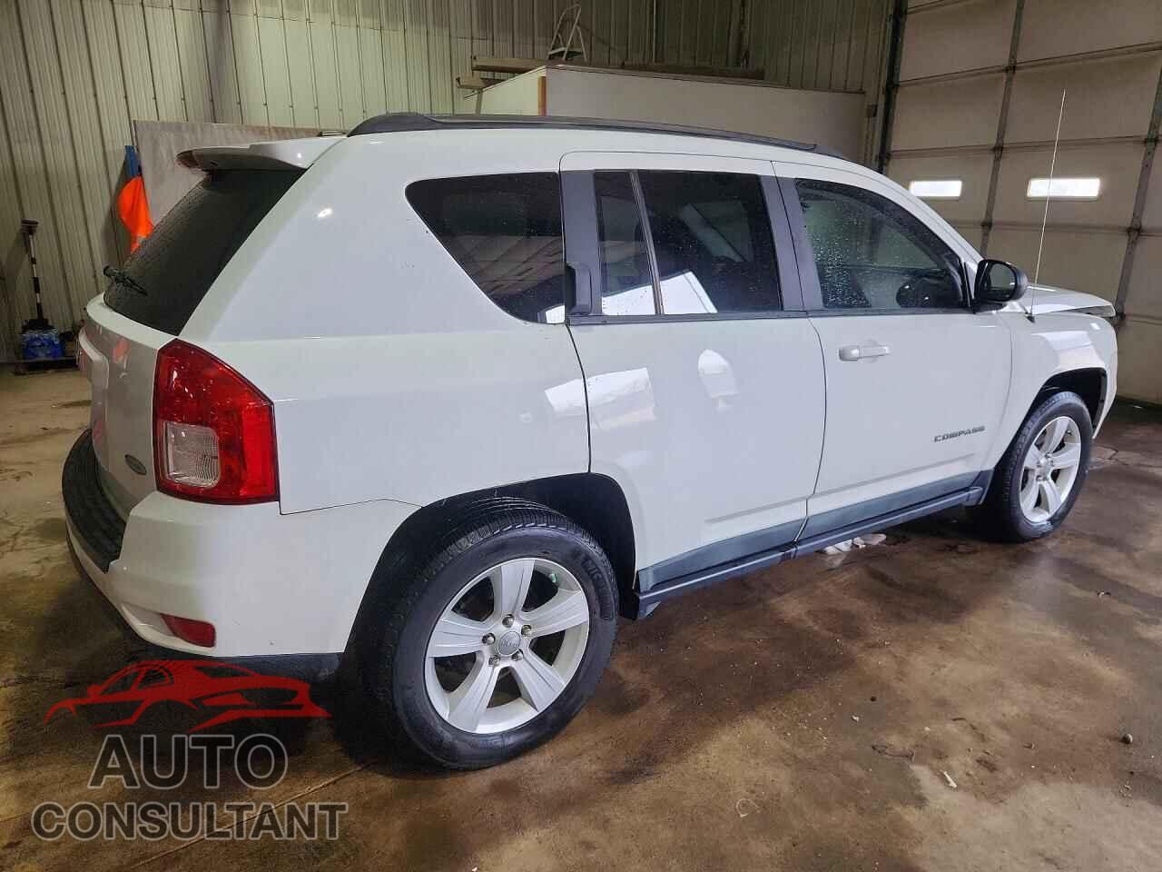 JEEP COMPASS 2011 - 1J4NF1FB6BD244700