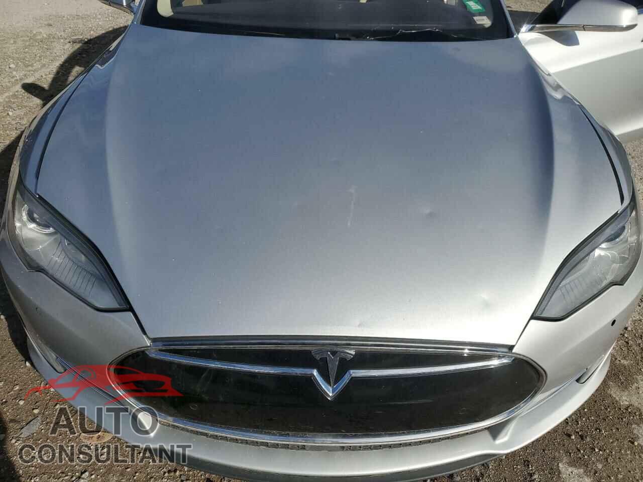 TESLA MODEL S 2015 - 5YJSA1H2XFFP73196