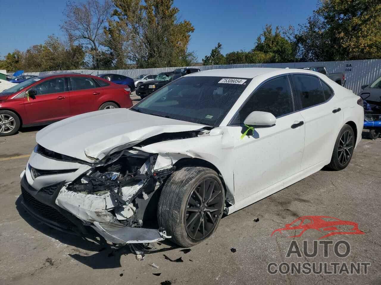 TOYOTA CAMRY 2021 - 4T1G11AK9MU542712