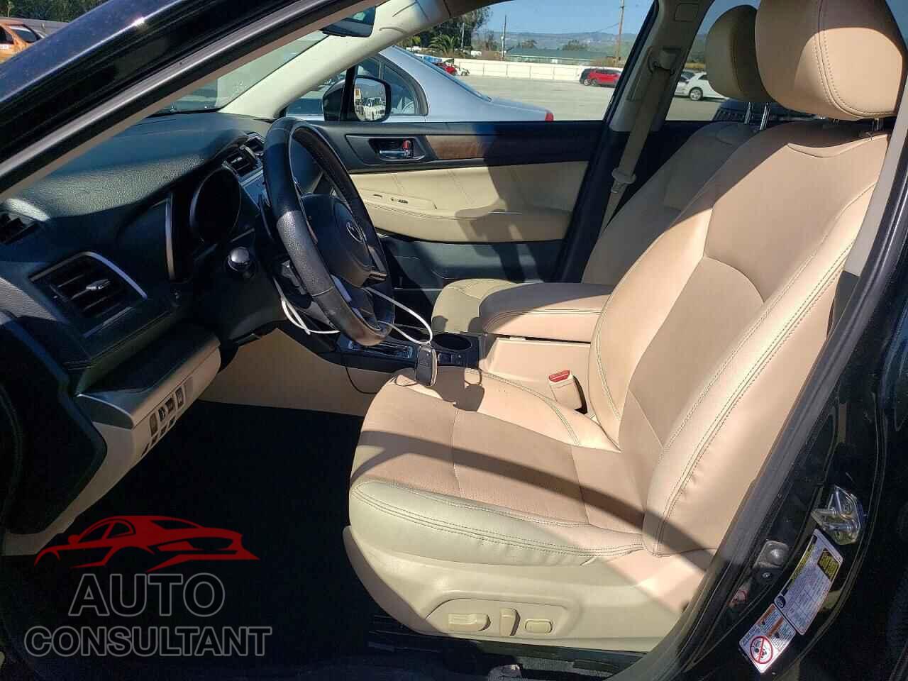 SUBARU OUTBACK 2018 - 4S4BSENC7J3341409