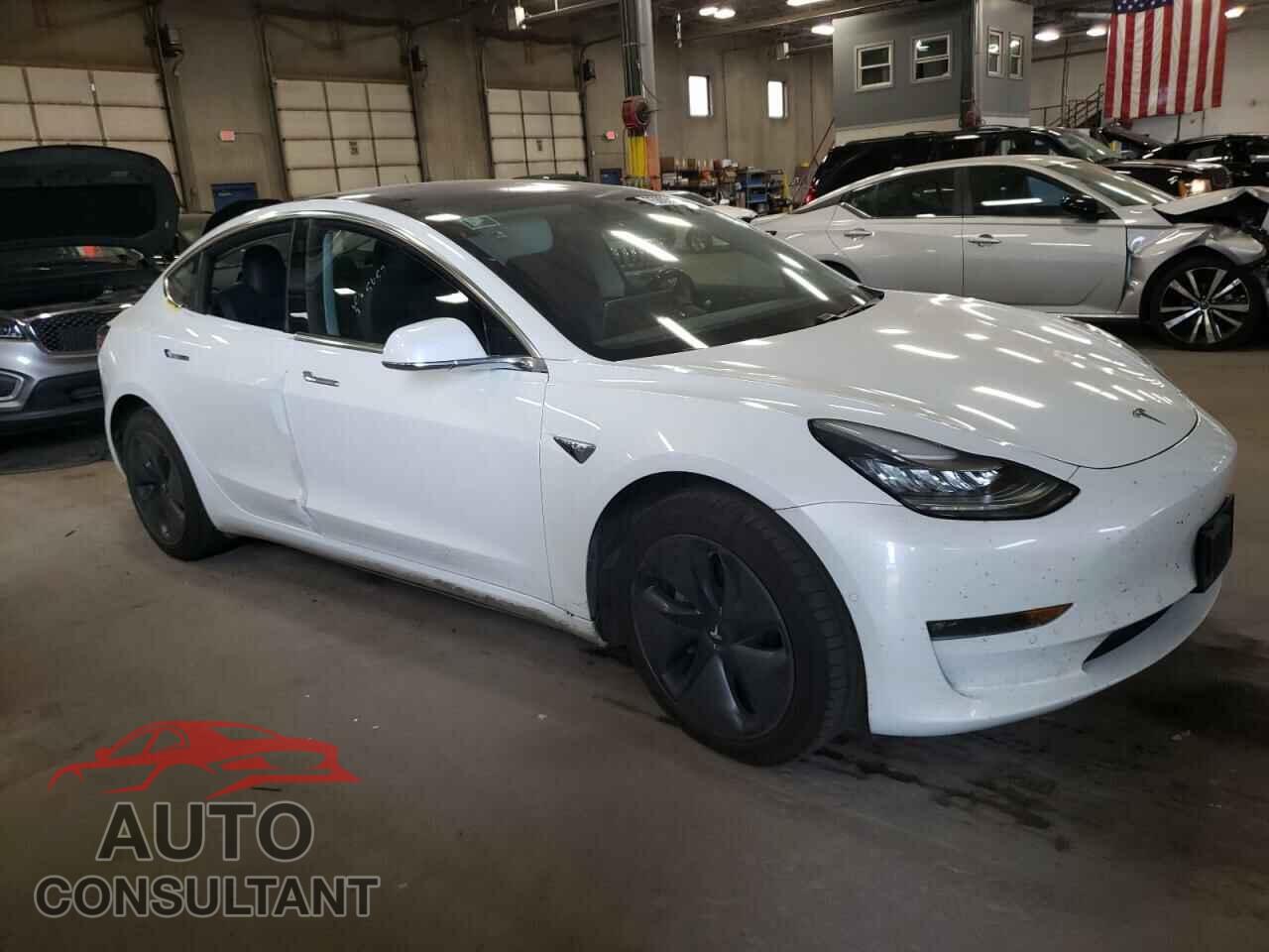 TESLA MODEL 3 2018 - 5YJ3E1EB2JF115457