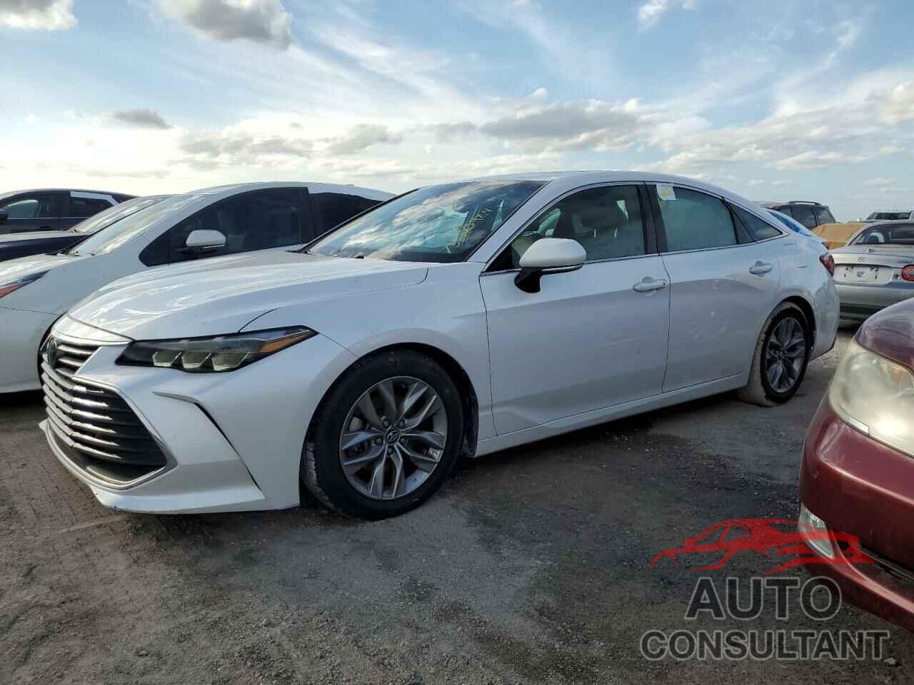 TOYOTA AVALON 2020 - 4T1AZ1FB4LU049610