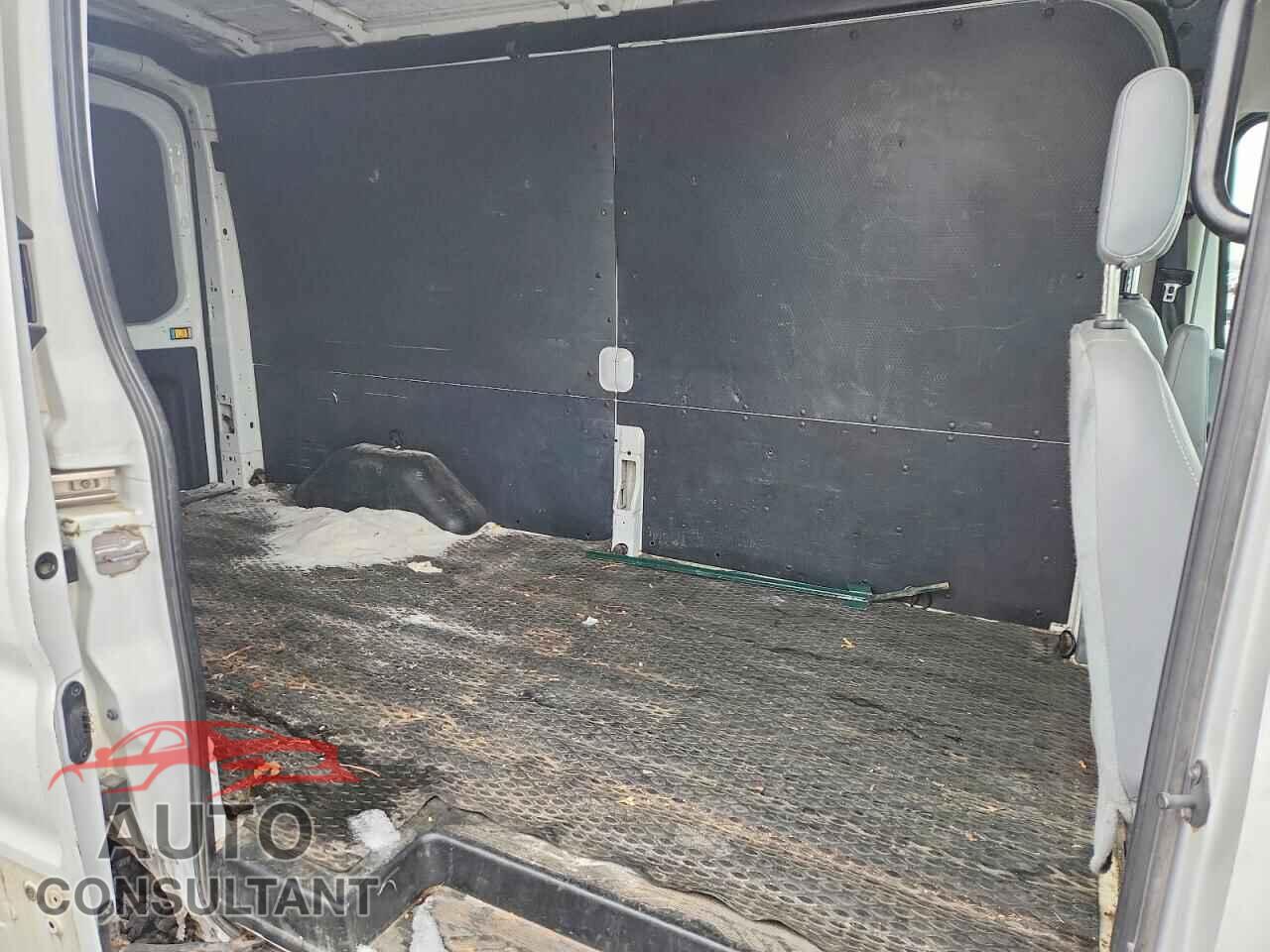 FORD TRANSIT 2015 - 1FTNR2CM0FKA90656