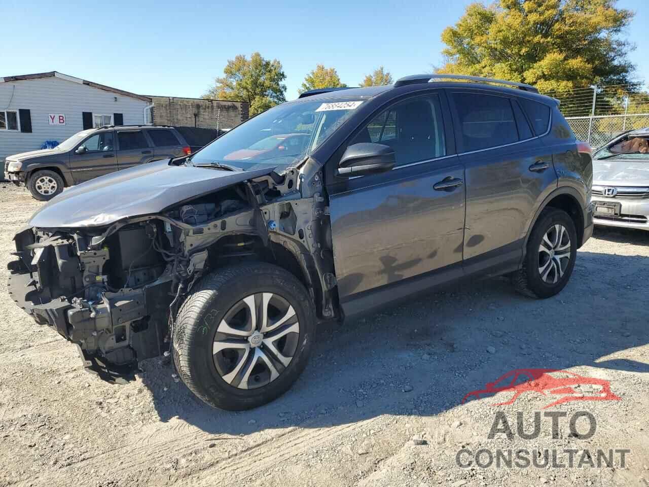 TOYOTA RAV4 2017 - JTMZFREV7HJ128532