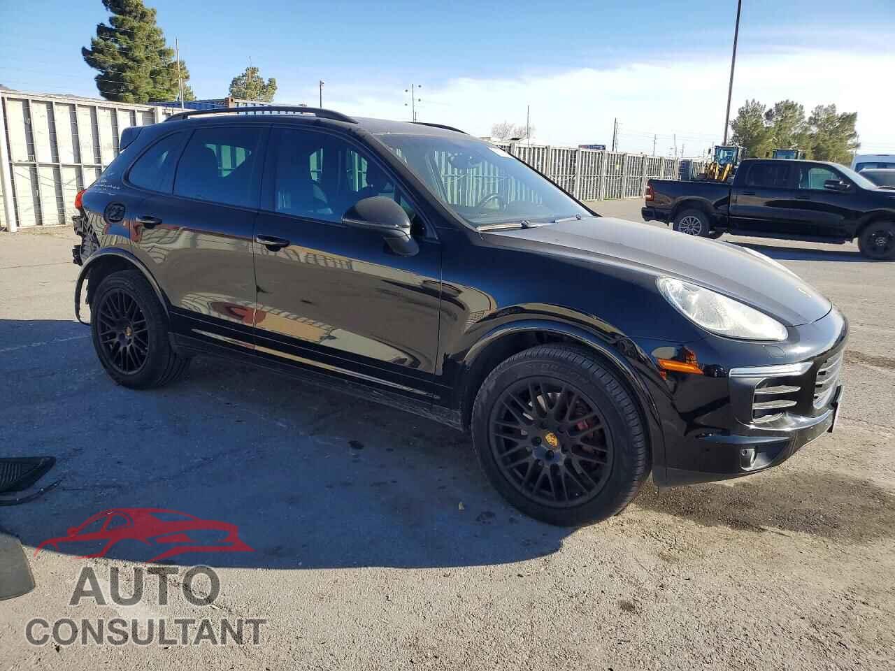 PORSCHE CAYENNE 2017 - WP1AA2A2XHKA84680