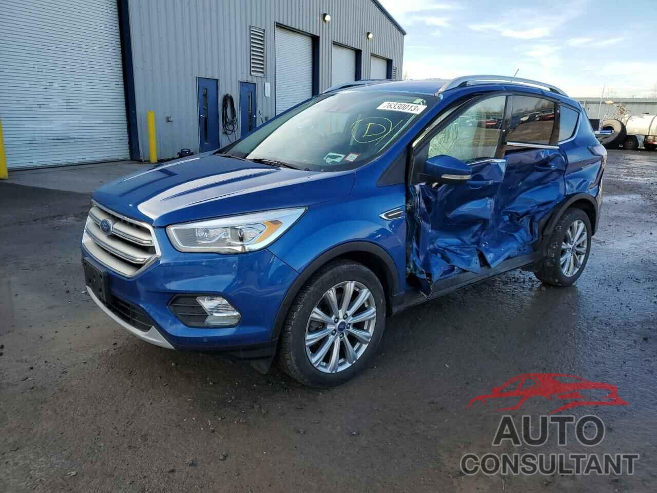 FORD ESCAPE 2017 - 1FMCU9J98HUA47389
