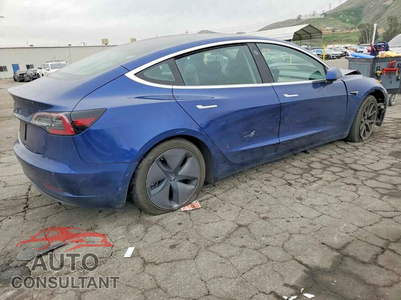 TESLA MODEL 3 2019 - 5YJ3E1EA1KF309387