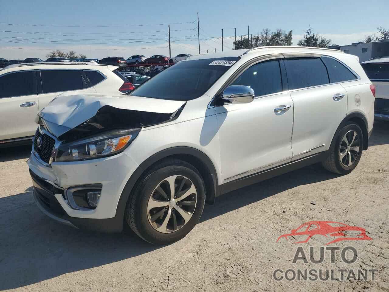 KIA SORENTO 2017 - 5XYPH4A54HG235659