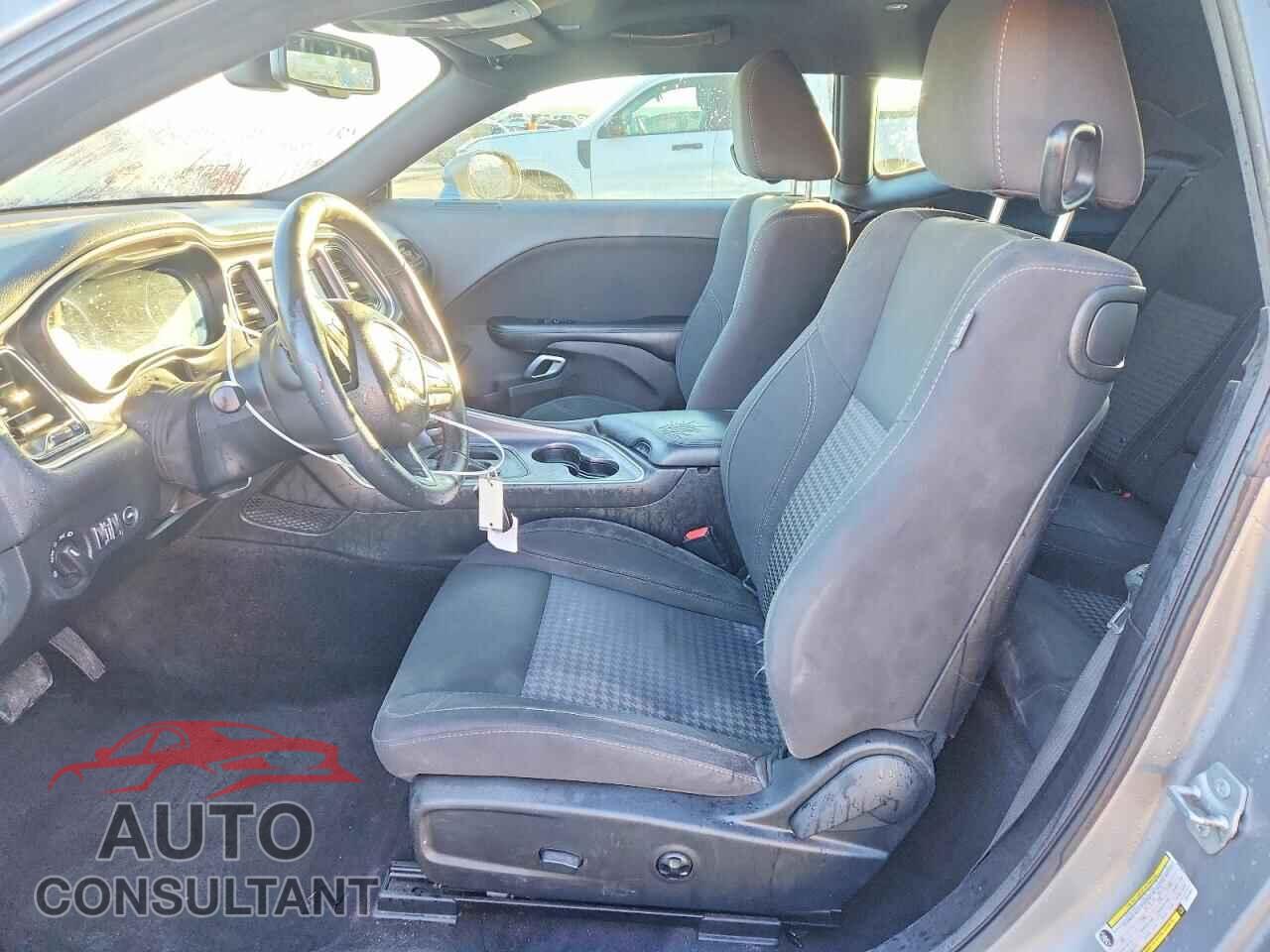 DODGE CHALLENGER 2018 - 2C3CDZAG2JH241657
