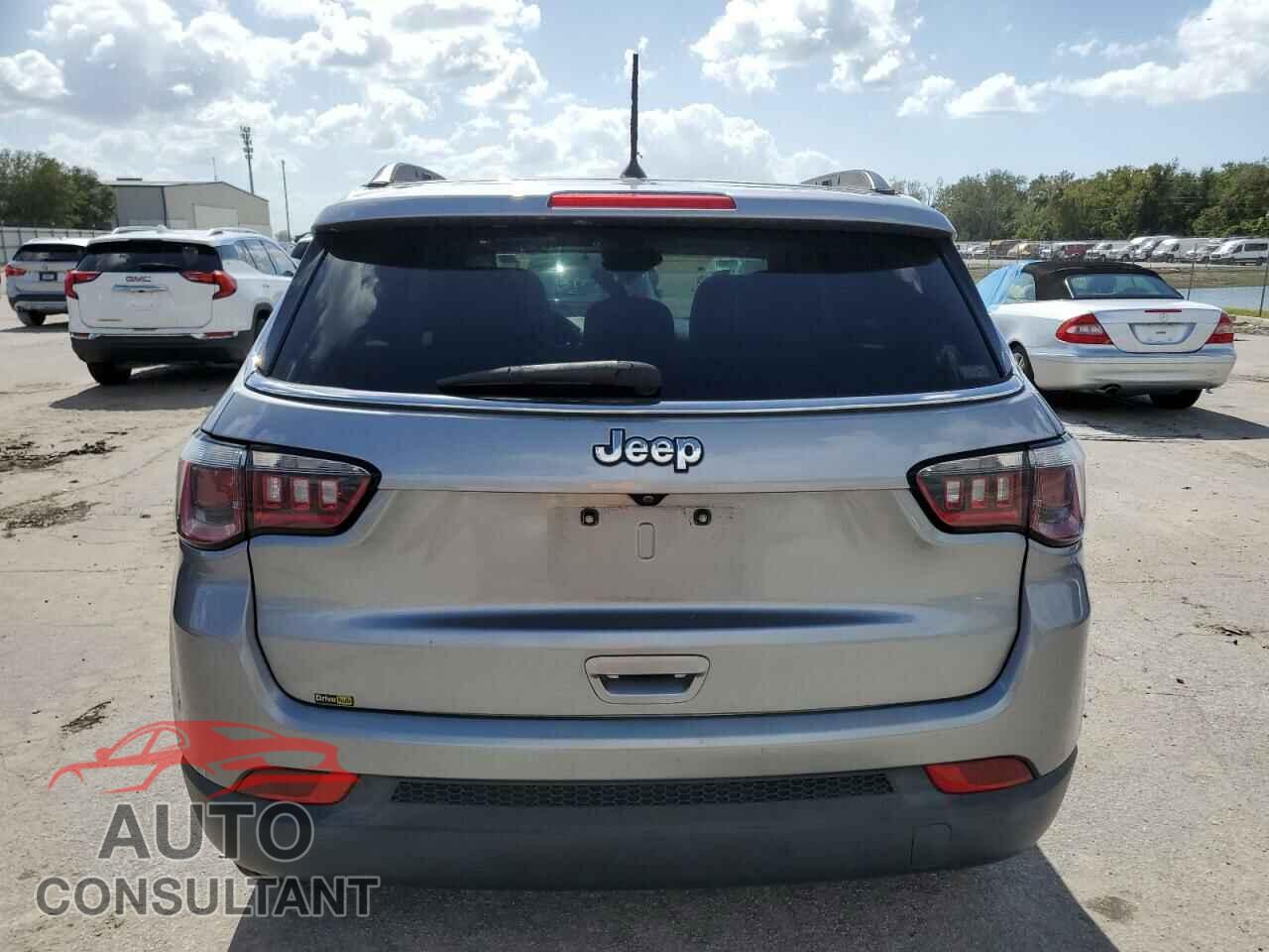 JEEP COMPASS 2017 - 3C4NJDBB7HT680518