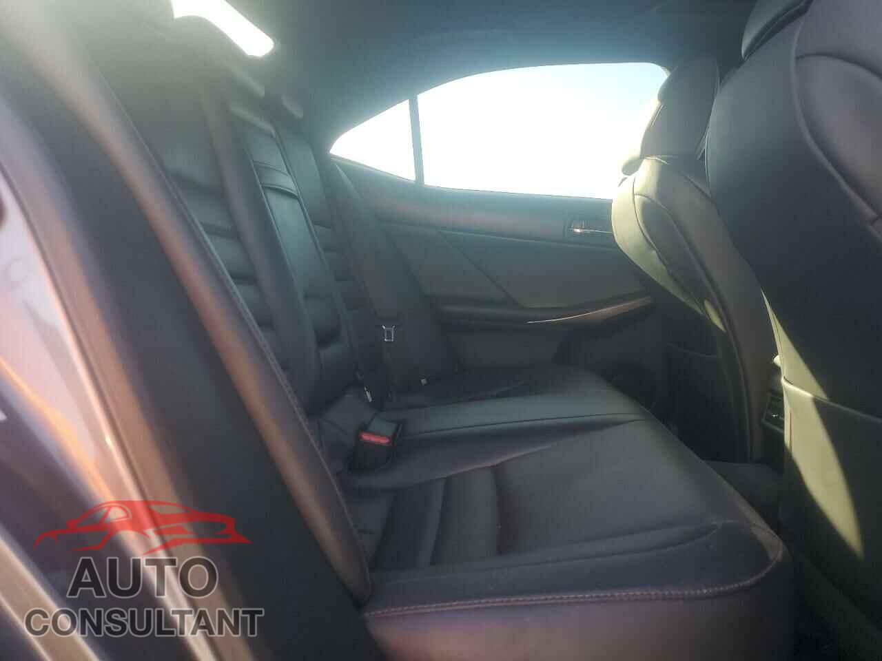 LEXUS IS 2014 - JTHBF1D2XE5033170