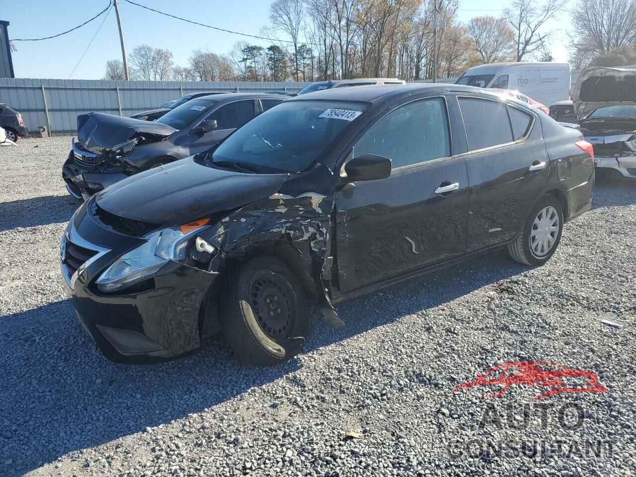 NISSAN VERSA 2018 - 3N1CN7AP4JL880873