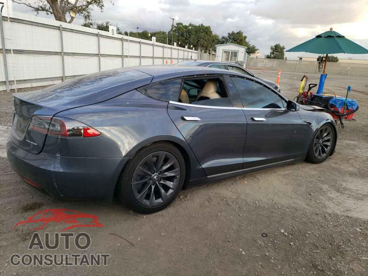 TESLA MODEL S 2020 - 5YJSA1E20LF396183